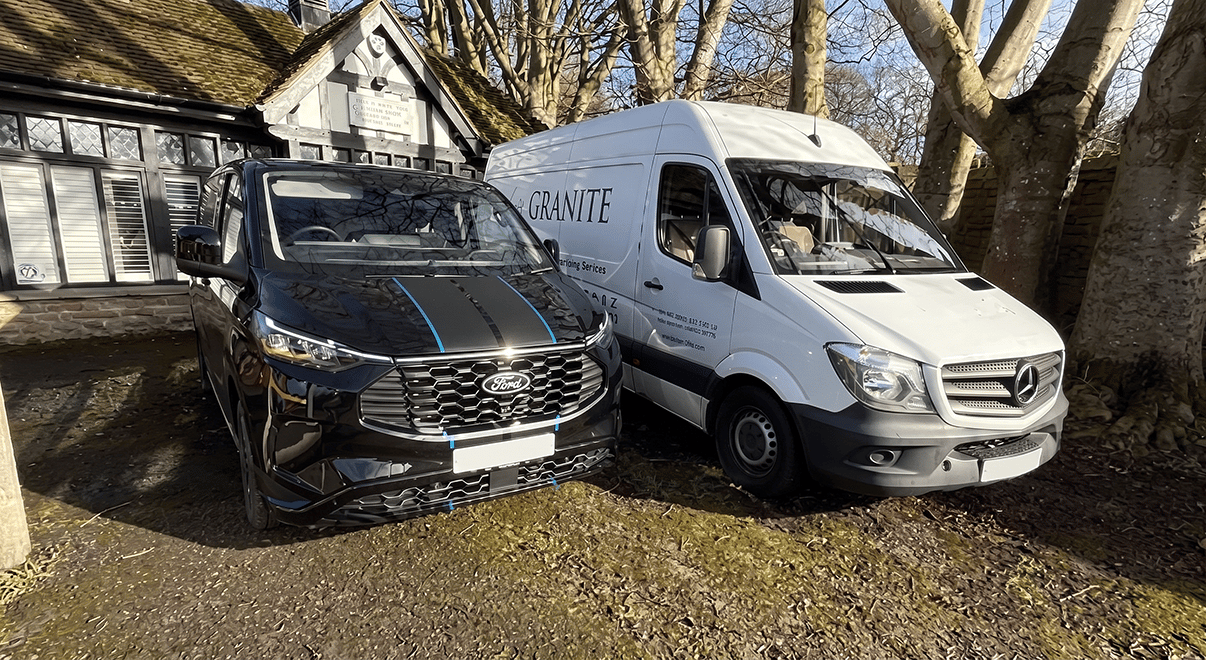 Vehicle supplied to Simplicity Granite Ltd
