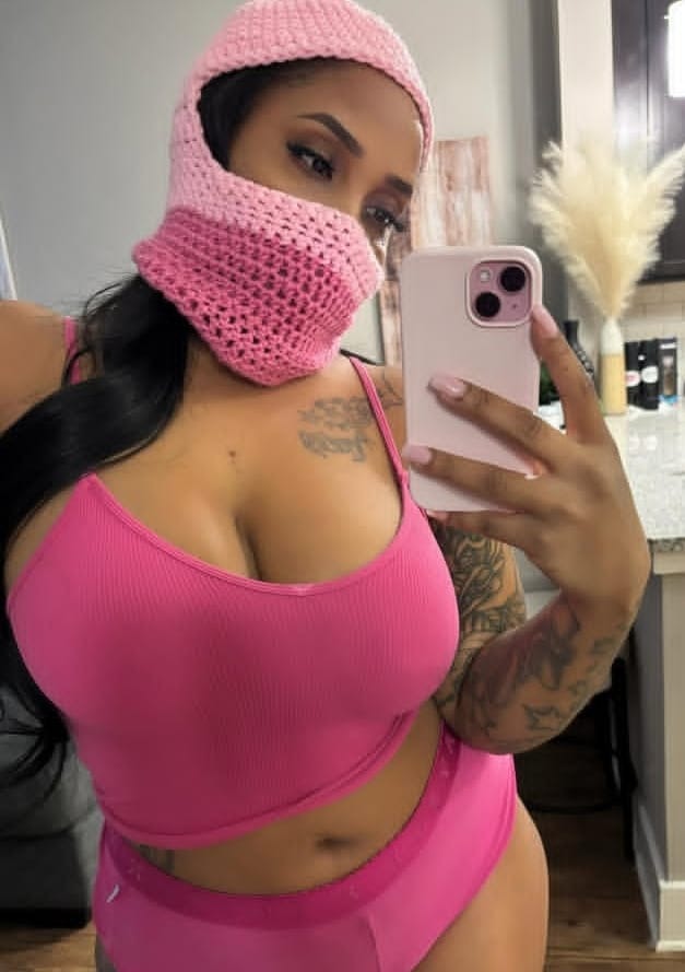 Charlotte escort in Barcelona
