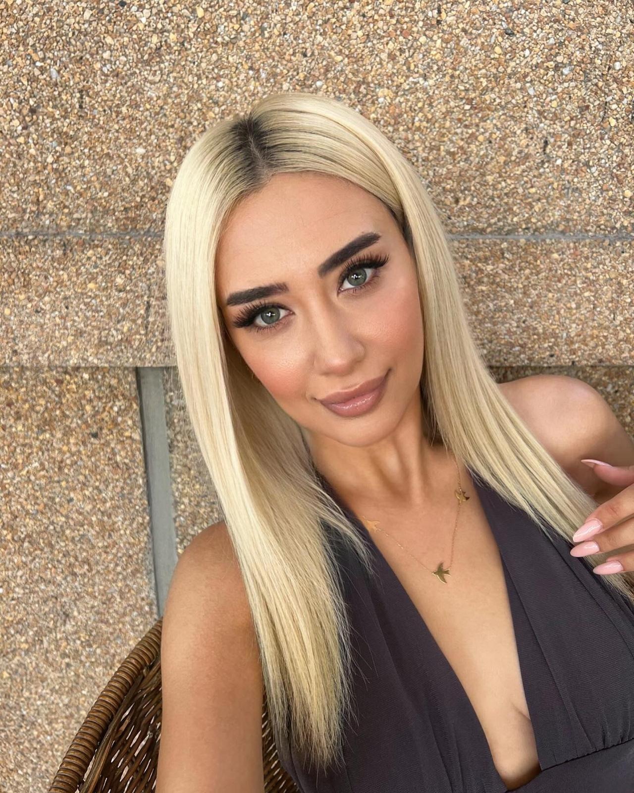 Tuğcepppp escort in Izmir