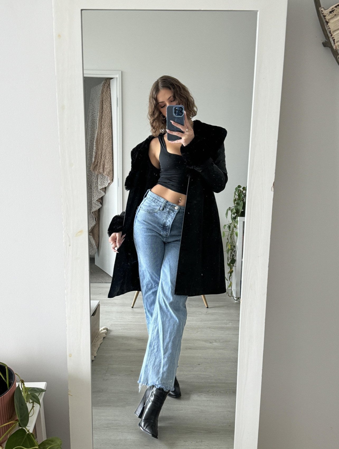 TESSA escort in Lyon