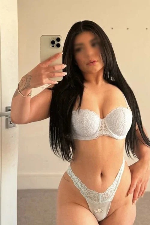 Aleyna escort in Berlin