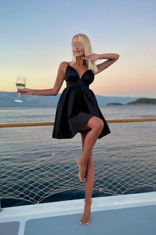 Aleksandra escort in Berlin
