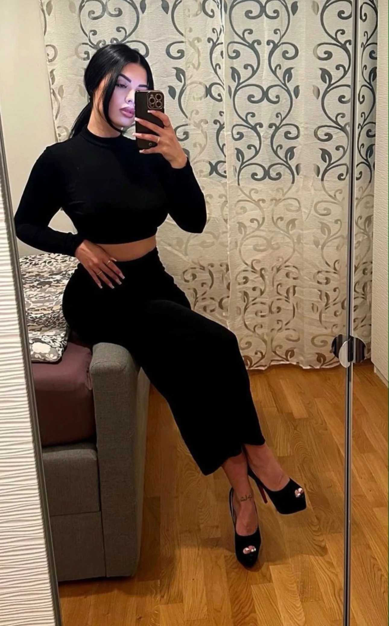 Ayten escort in Baku