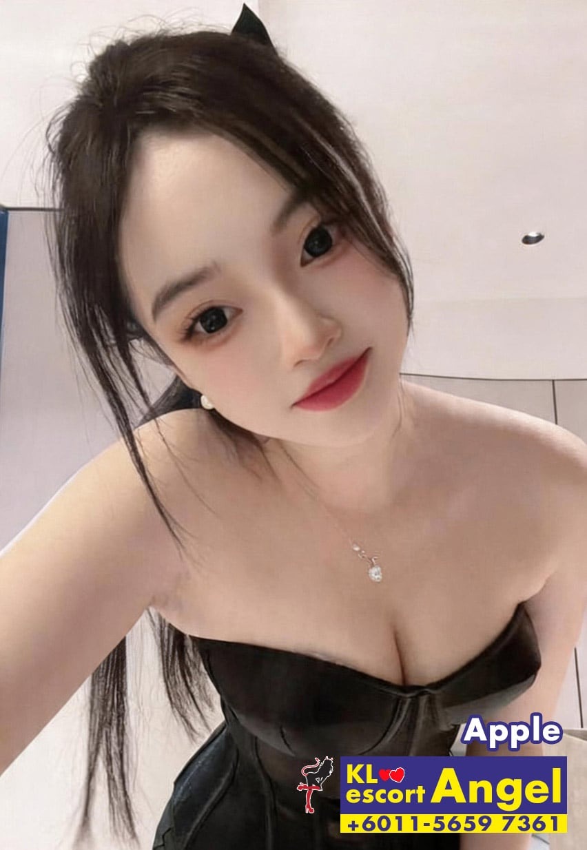 Apple escort in Kuala Lumpur