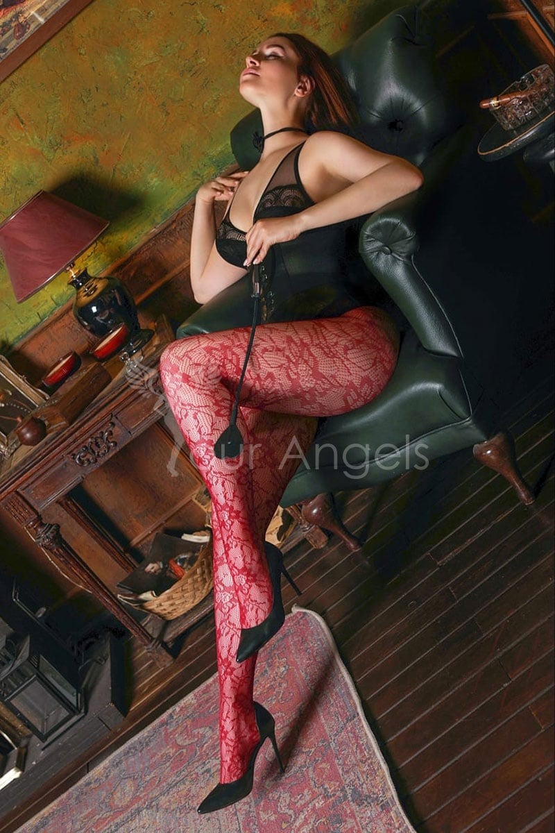 Milana escort in Athens