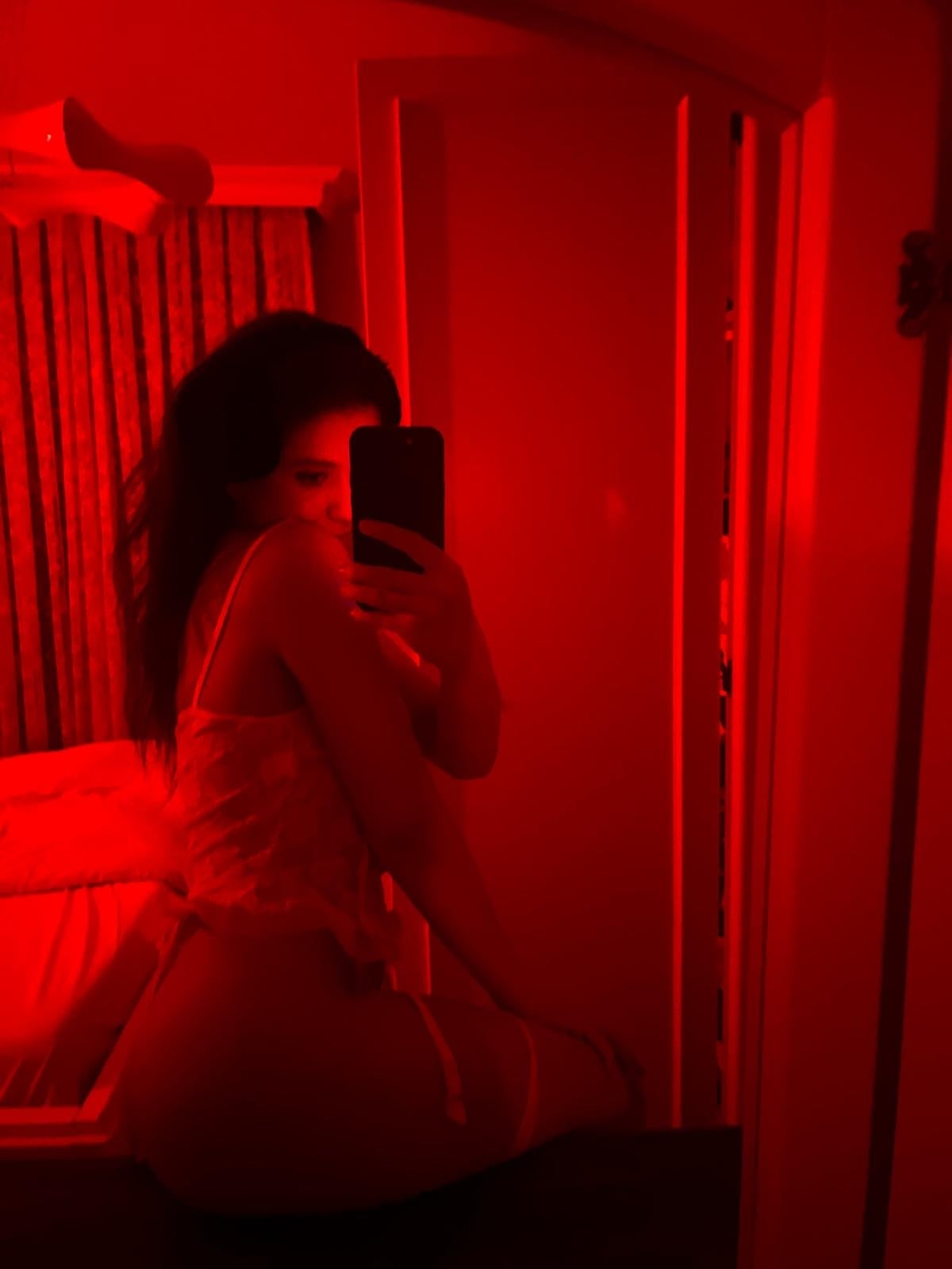 Ayşe escort in Tbilisi