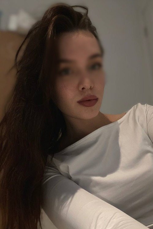 Violet escort in Berlin
