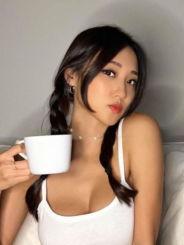 PERFECT IN BED escort in Tokyo