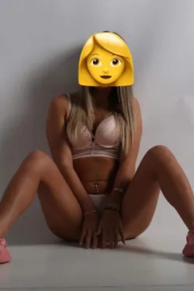 Anays escort in Birmingham