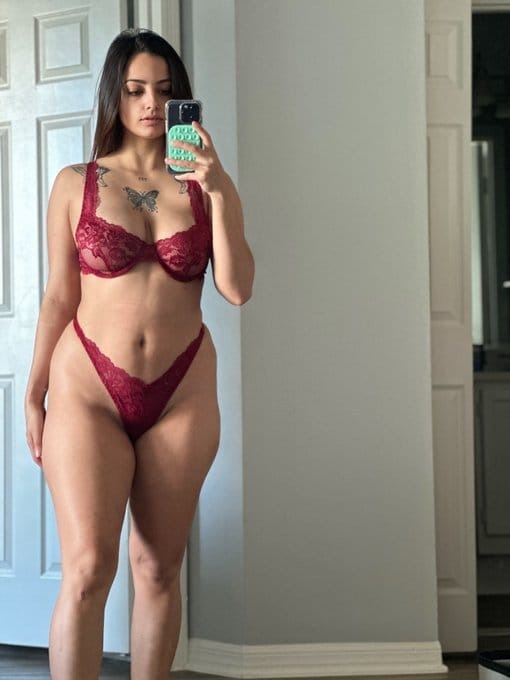 Mira pacome escort in Antwerp