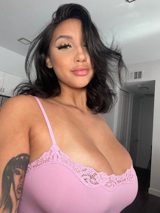 Juliana💞 escort in Tenerife