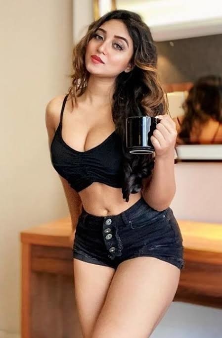 Anushka escort in Singapore