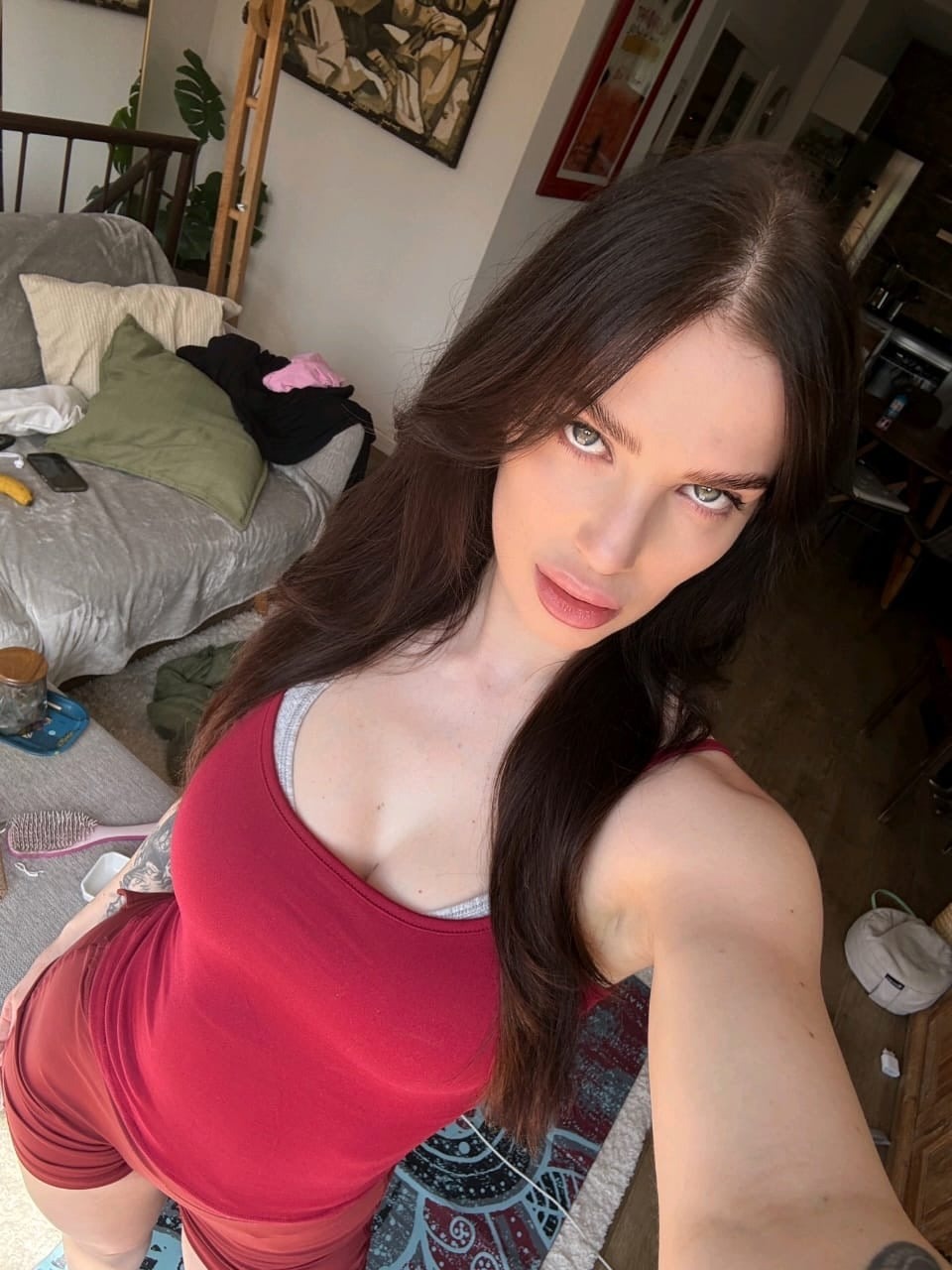 Ella escort in Ljubljana