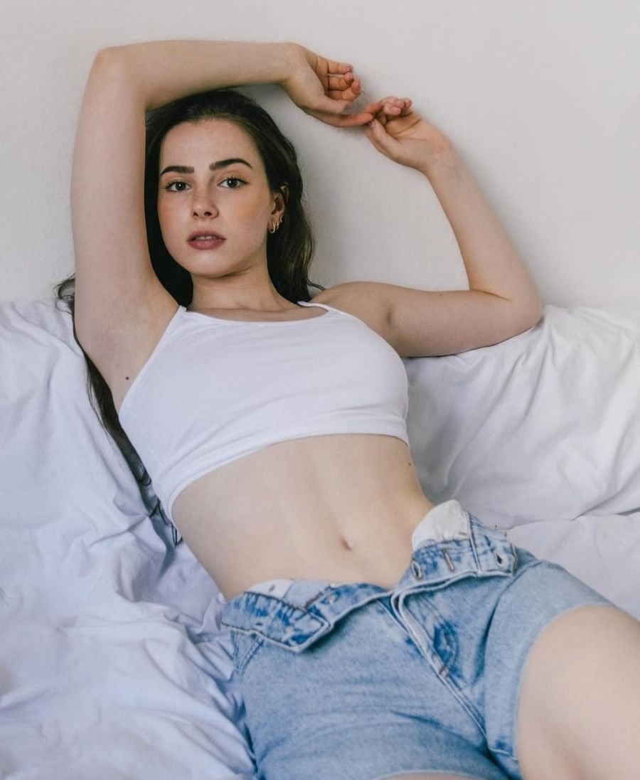 VETA escort in Paris