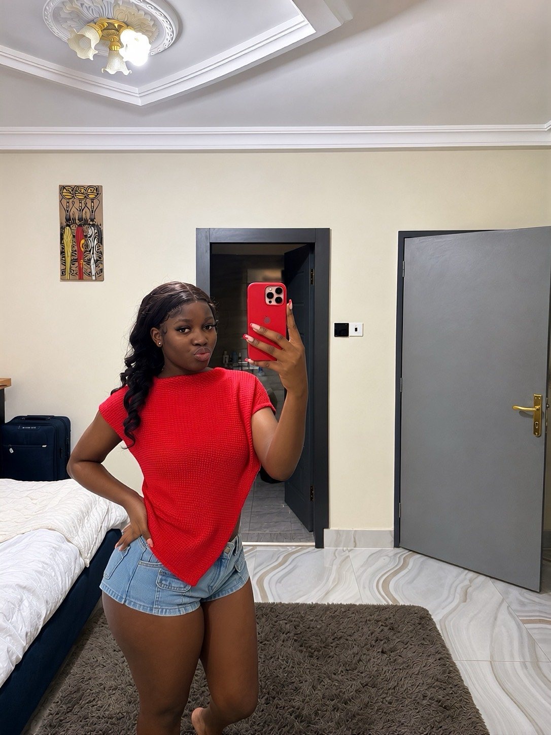 Mollymolly escort in Accra
