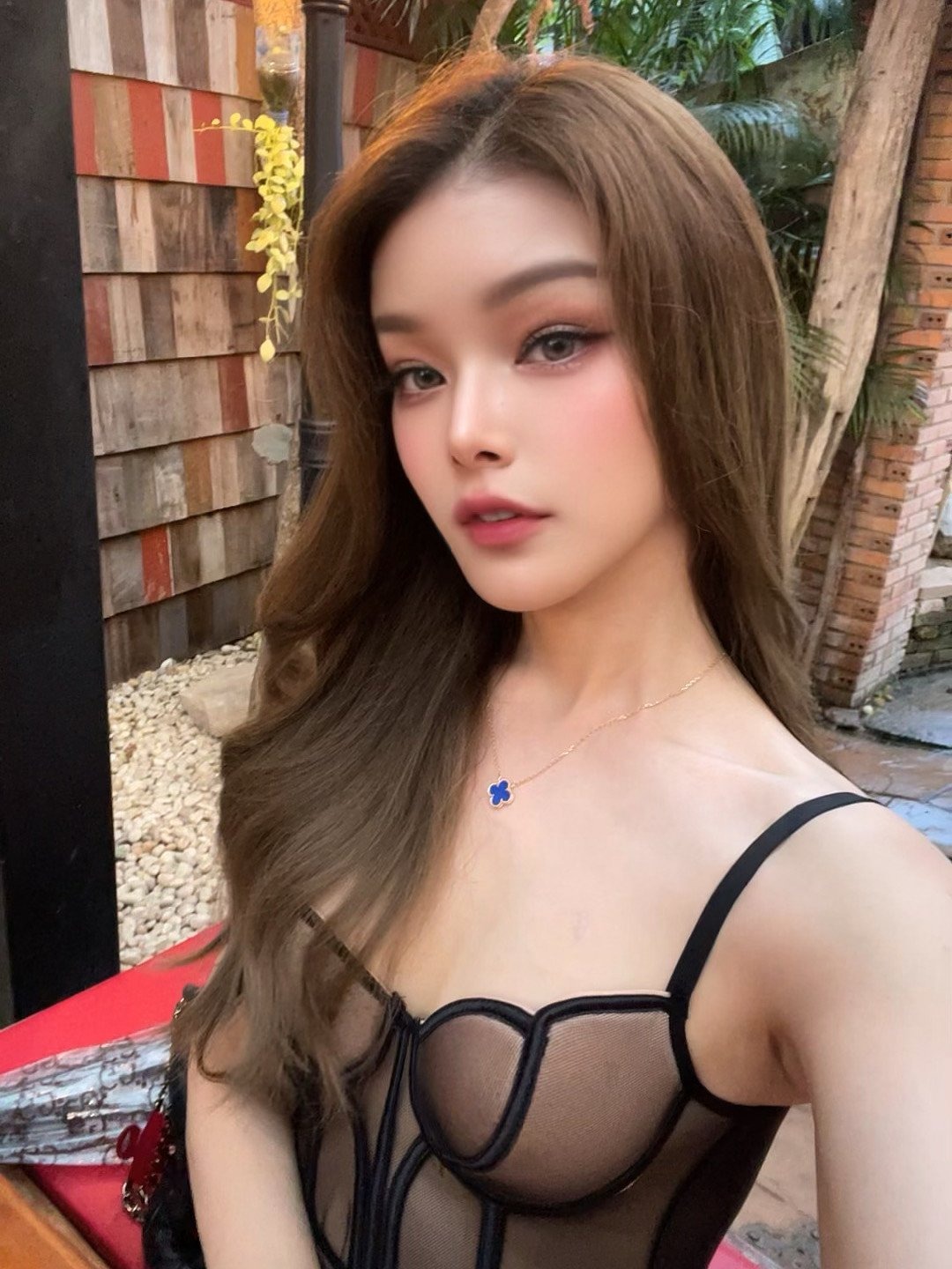 Lisa escort in Taipei