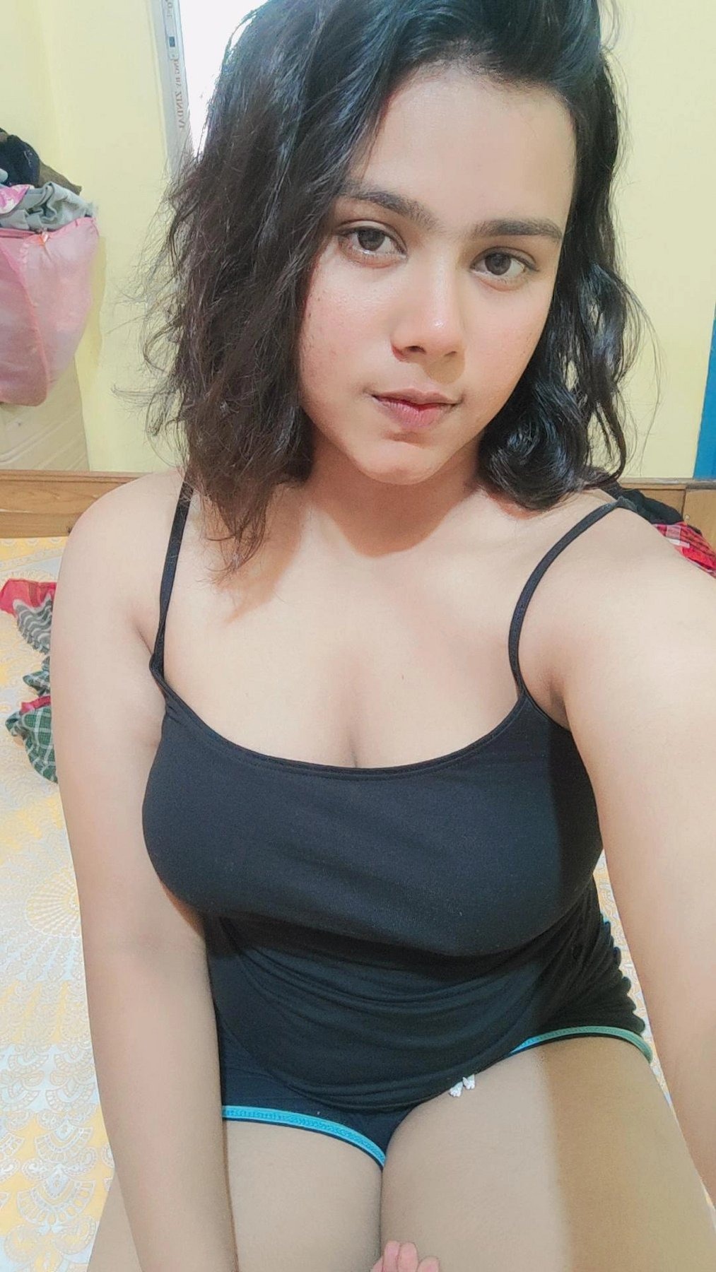 Anu Ver college girl independent escort in Kolkata