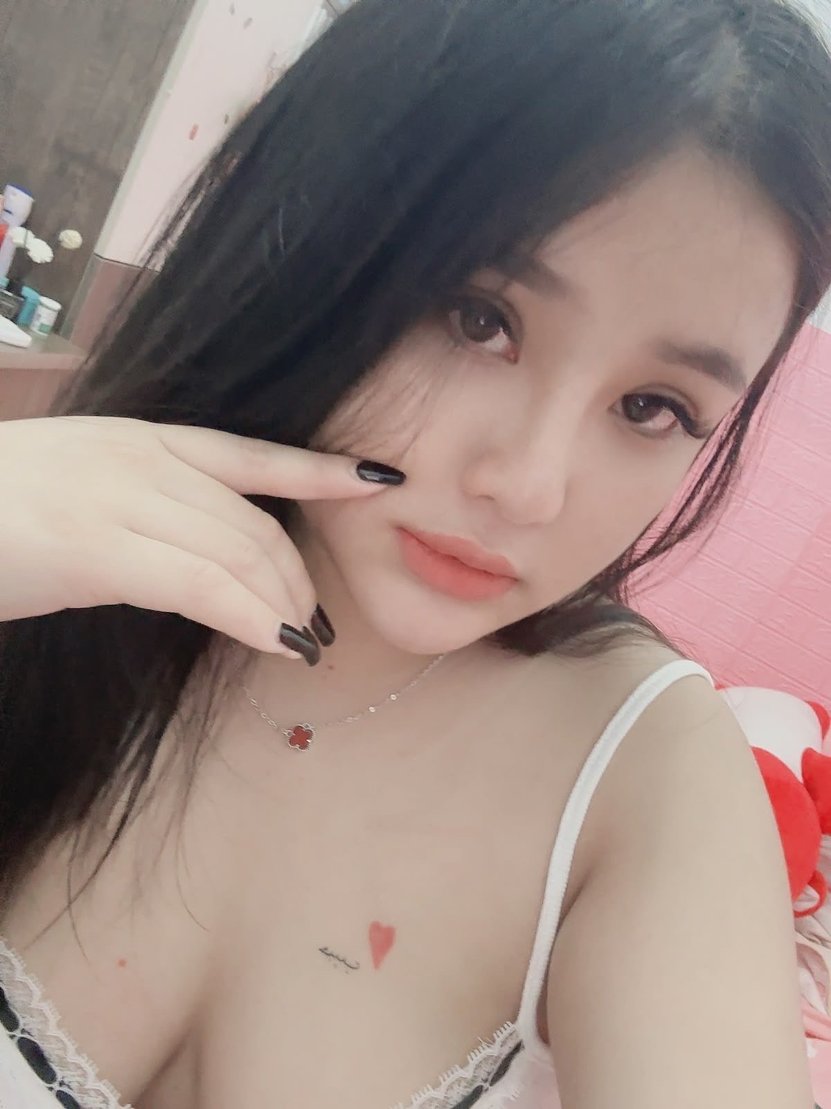 Incall 12 Girl Available Open24 escort in Paris