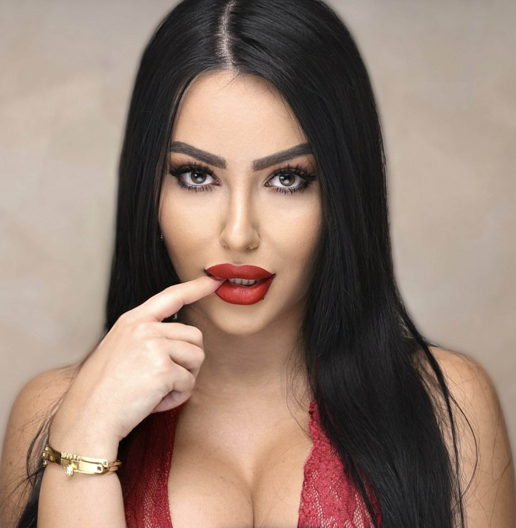 Vanessa Ruben escort in London