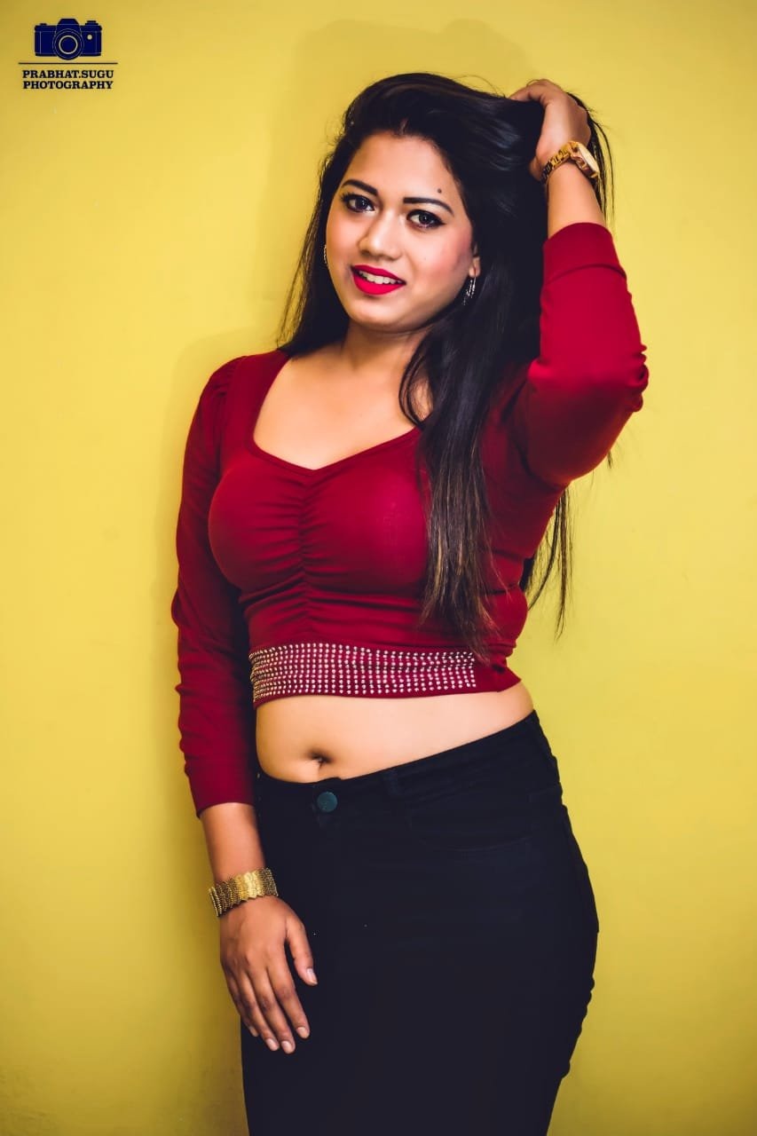 Ridhi Indian Model escort in Dubai