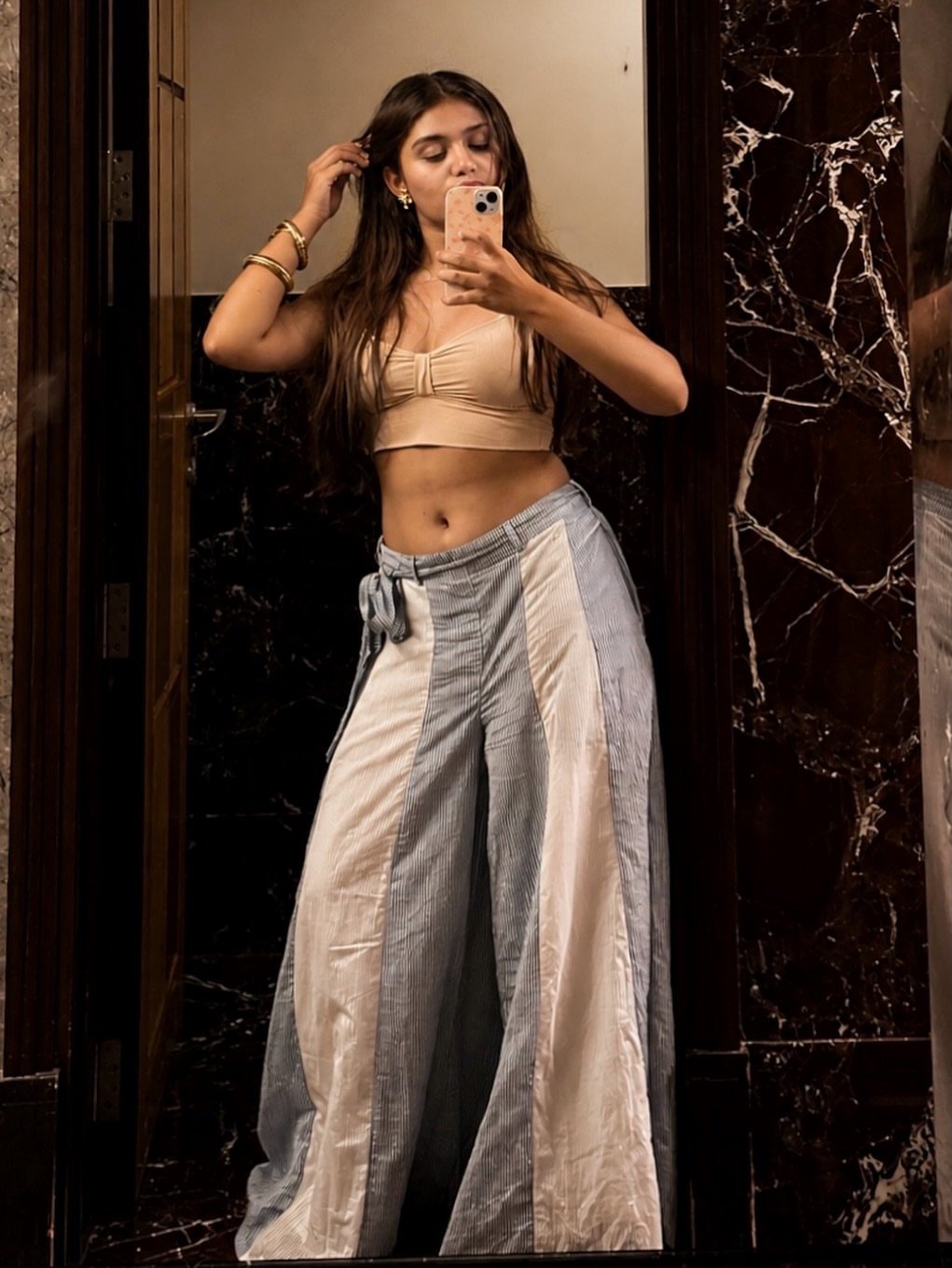 ड्रिंक escort in Kochi