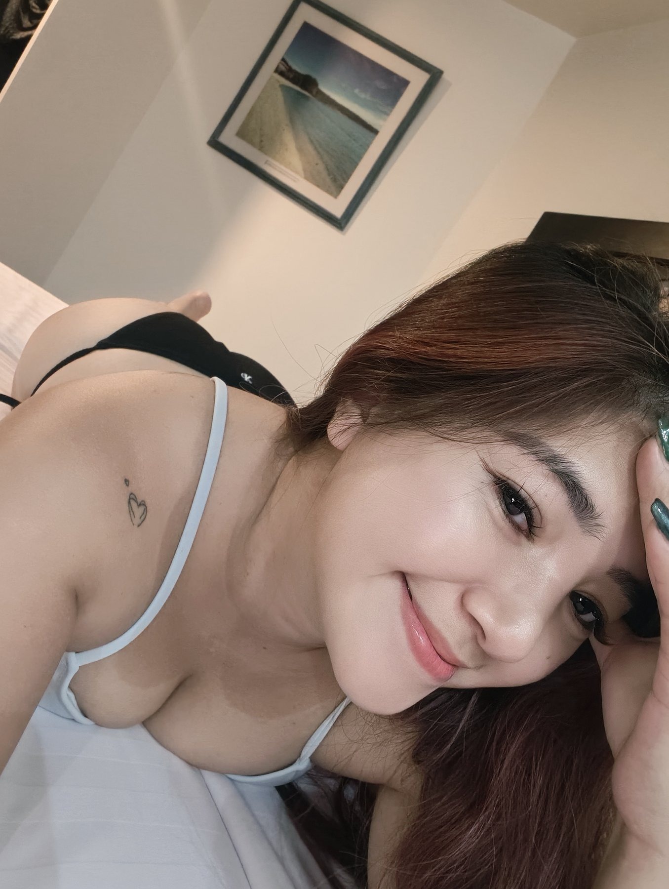 Scarlet Love escort in Makati City