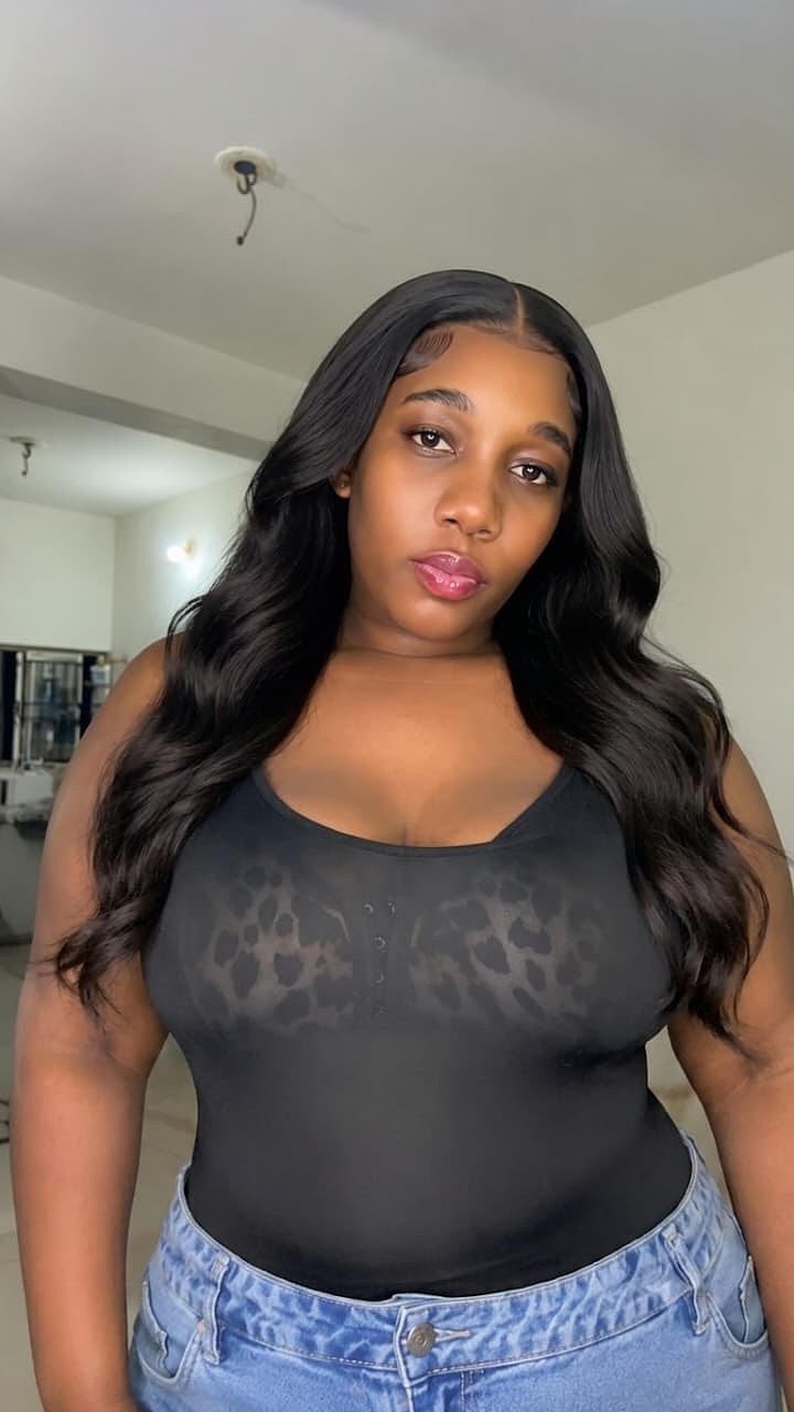 Tina escort in Vadodara
