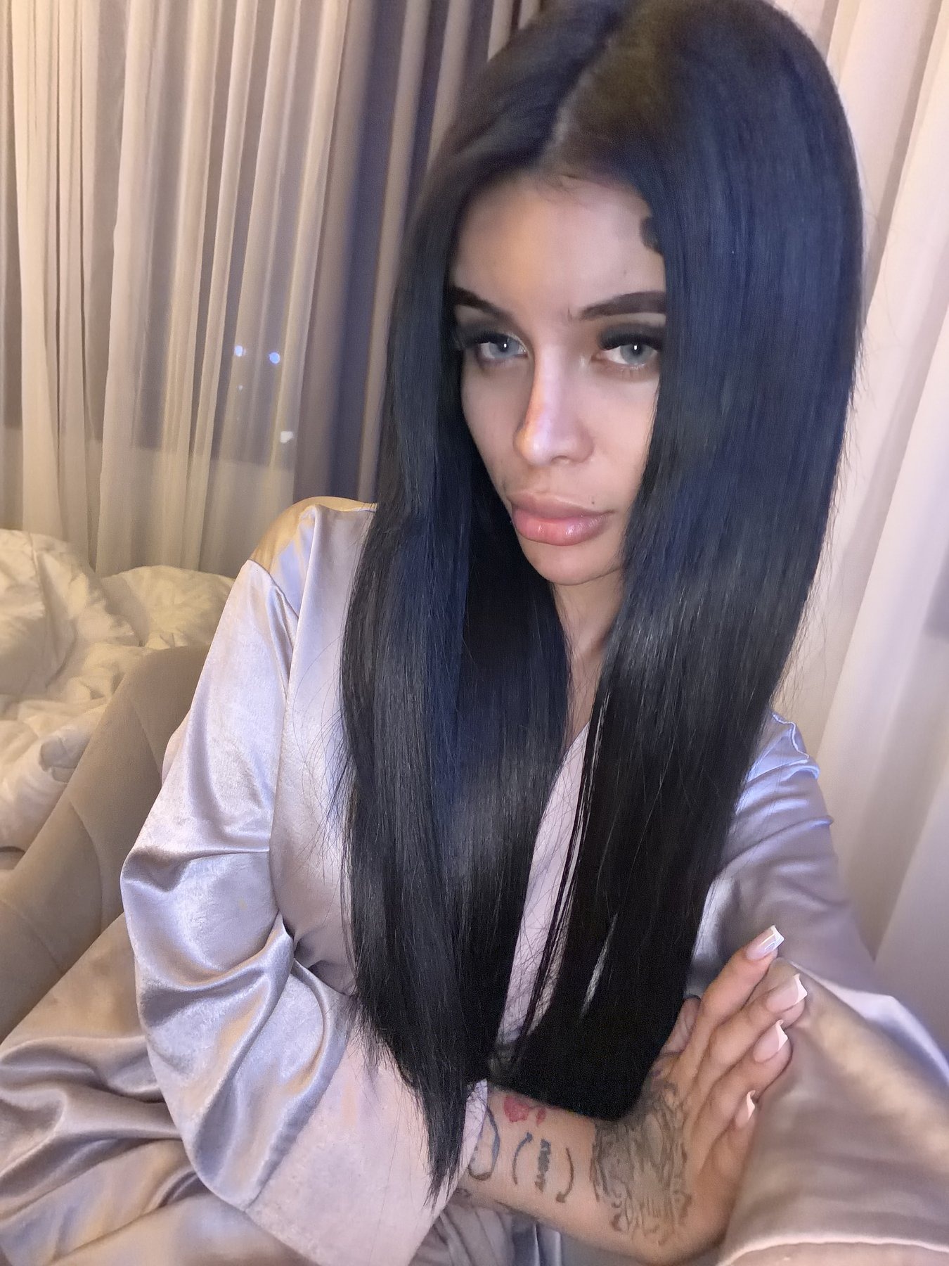 Luuvrri escort in Davao