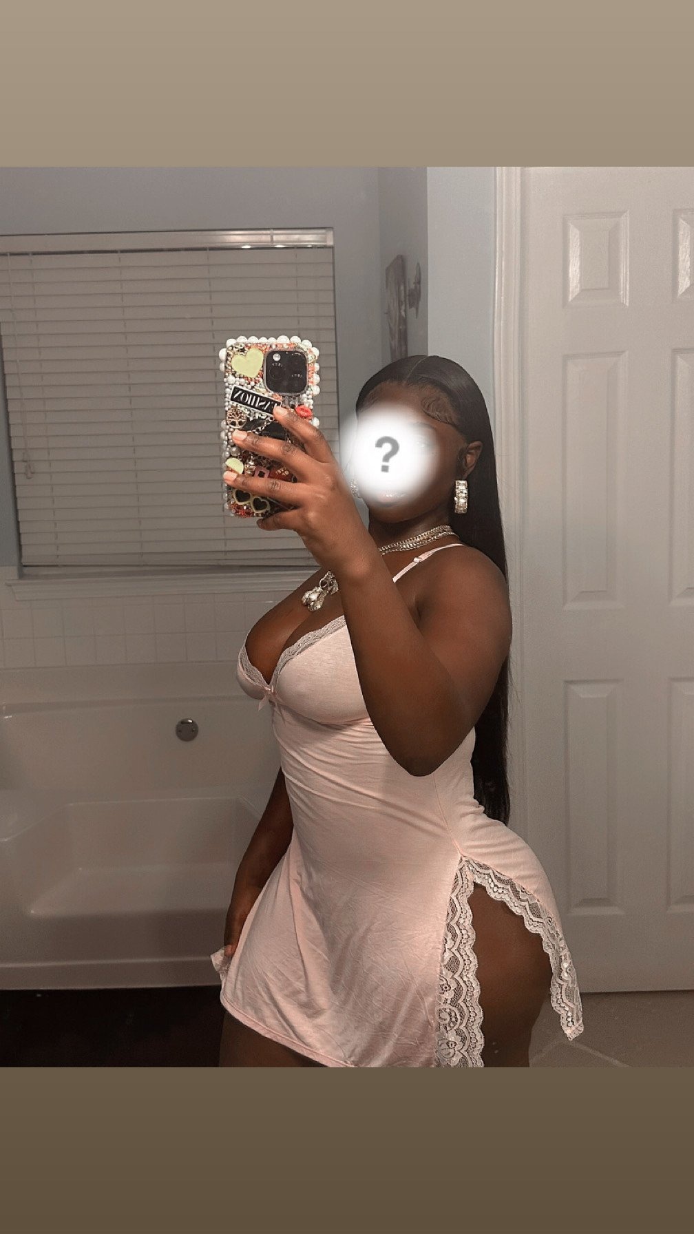Anie escort in Barbados
