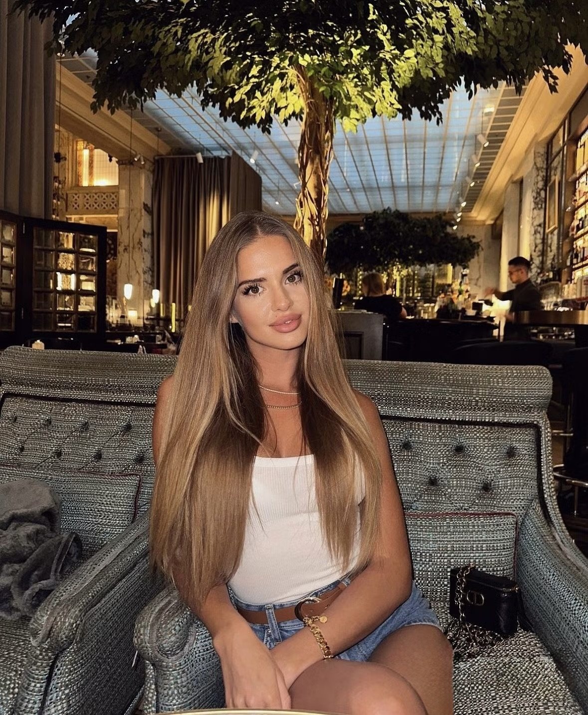 Sara escort in London