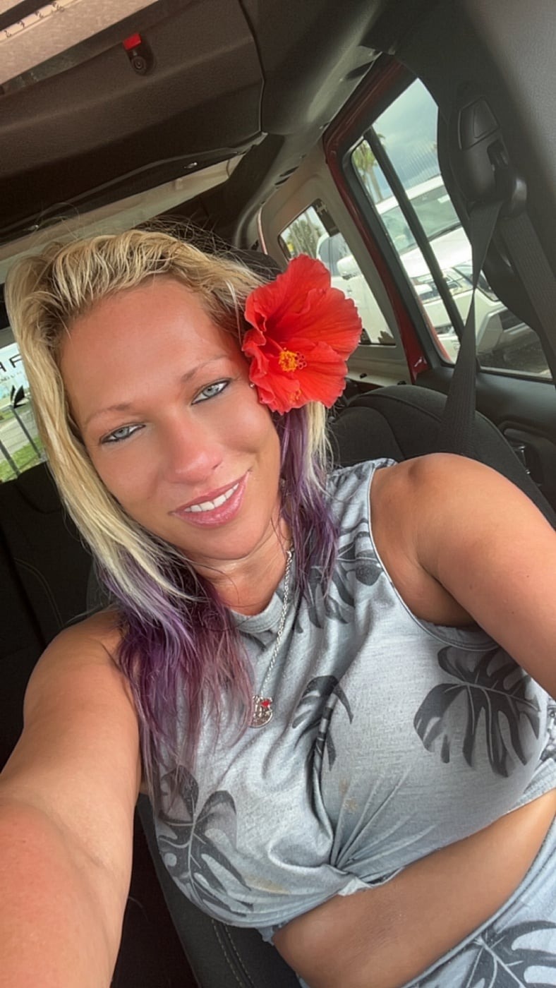 Vanessa escort in Chicago
