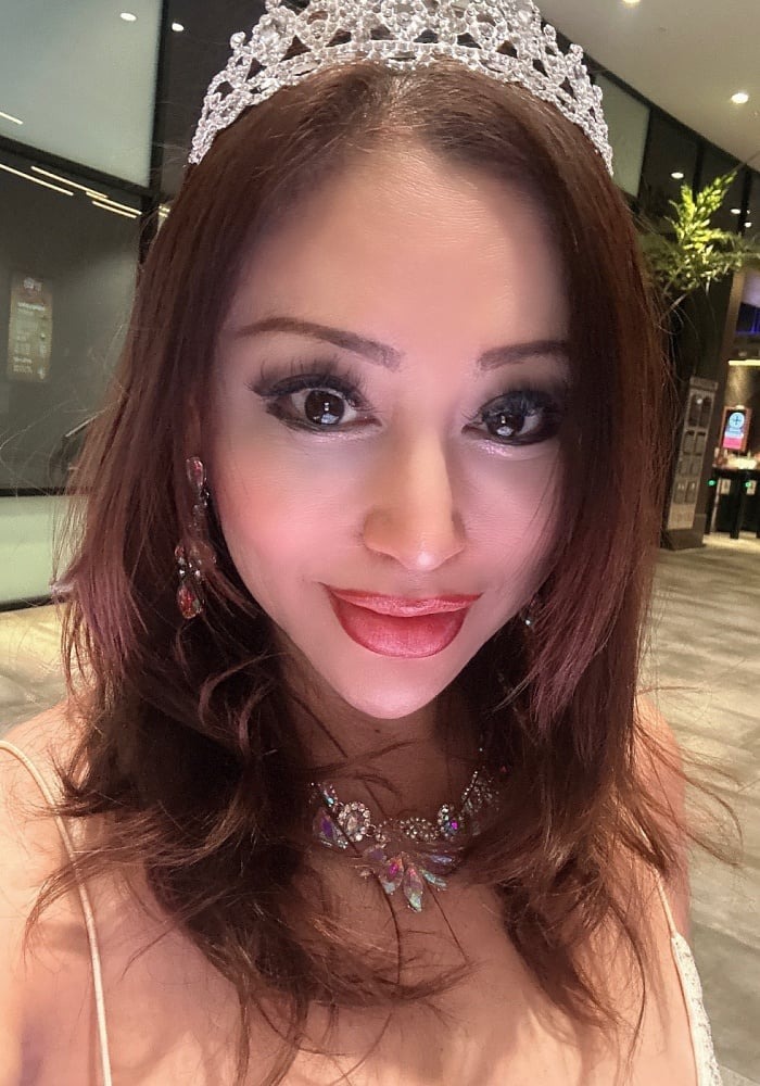 Yuu escort in Las Vegas