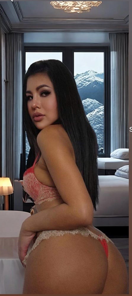 Coco escort in Boston