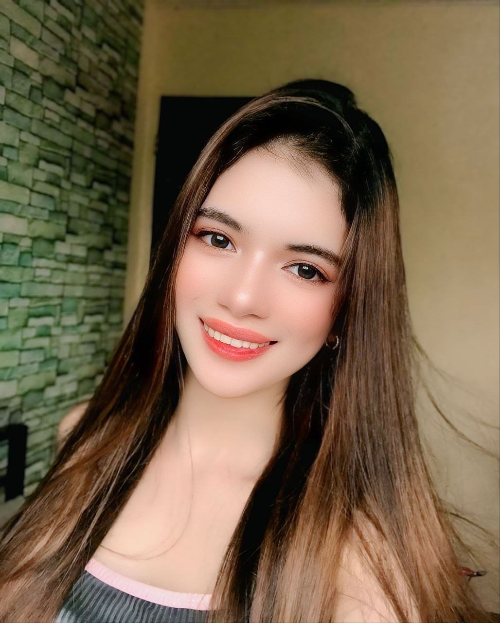 ᴋɪᴍ 19 𝓼𝓮𝔁𝔂 escort in Manila