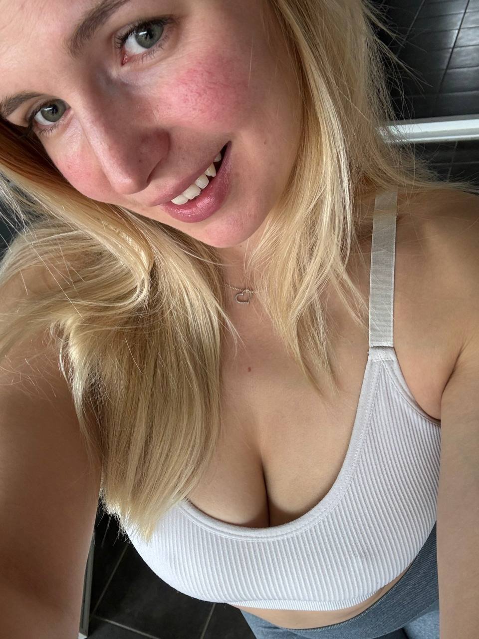 Emma escort in Gent