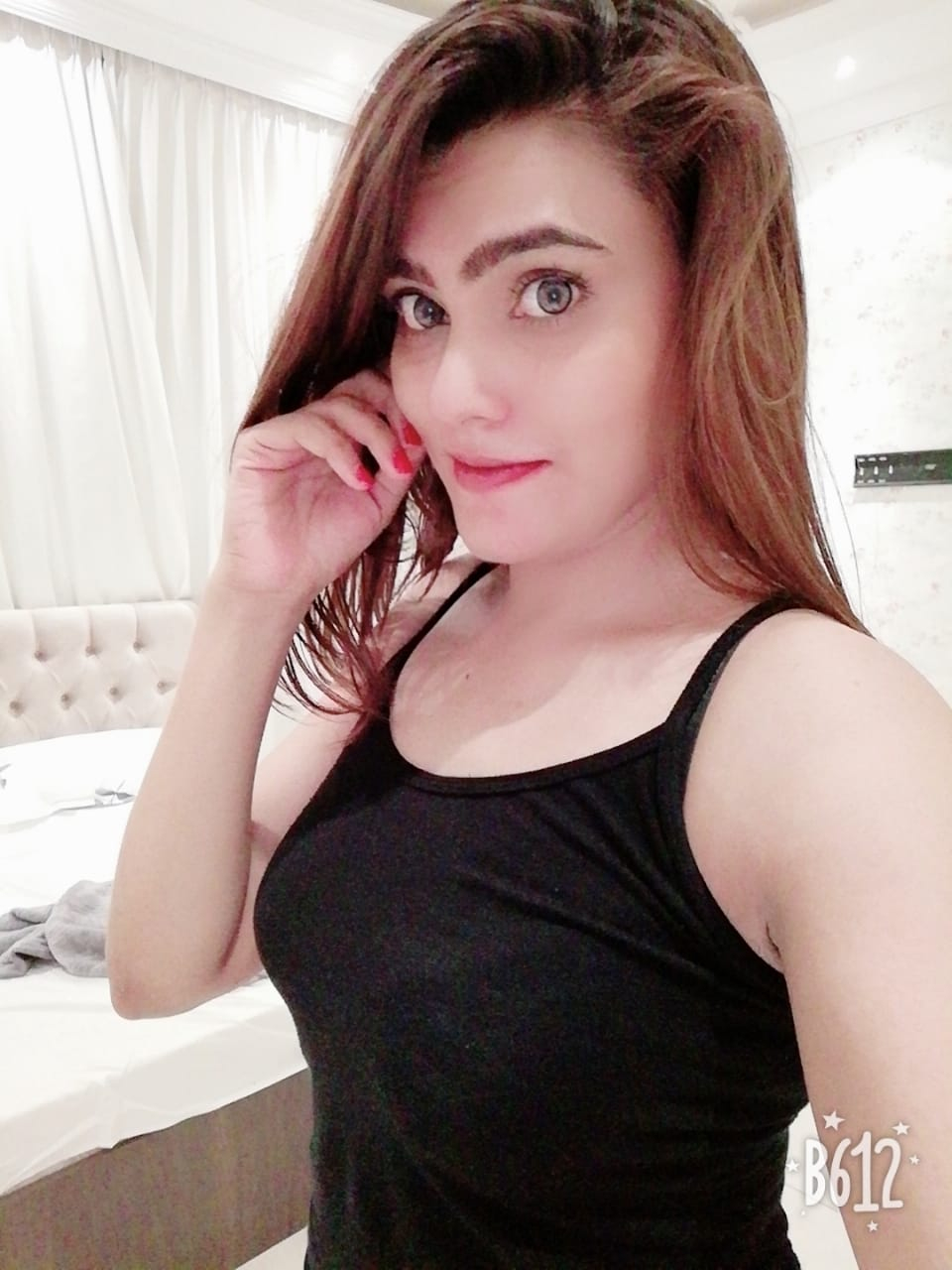 Somya Pakistani Escort escort in Dubai