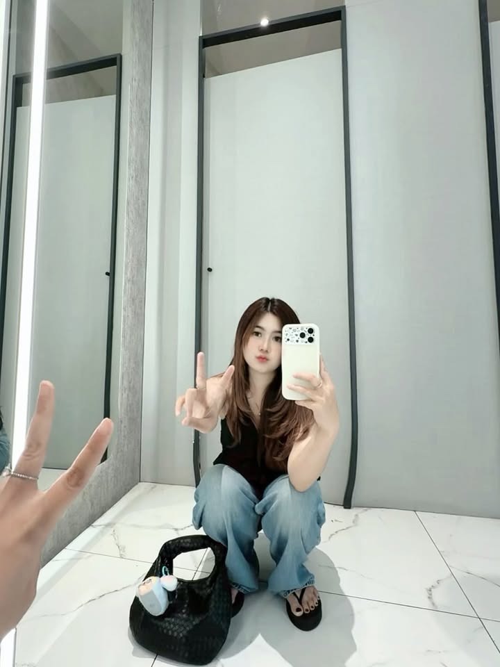 Julian escort in Surabaya