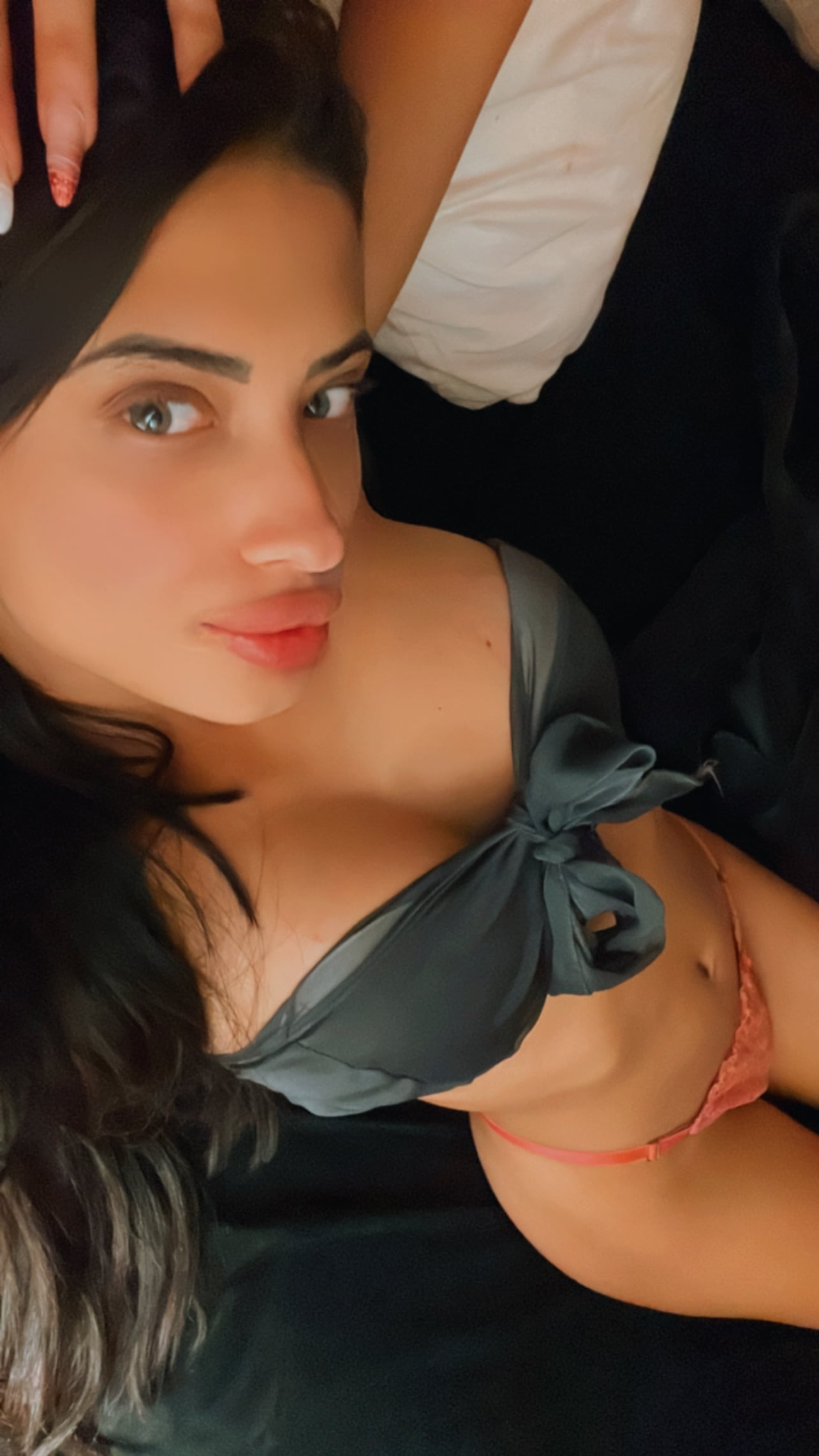 Selena escort in Madrid