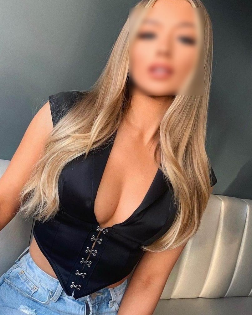 Zlata escort in Prague
