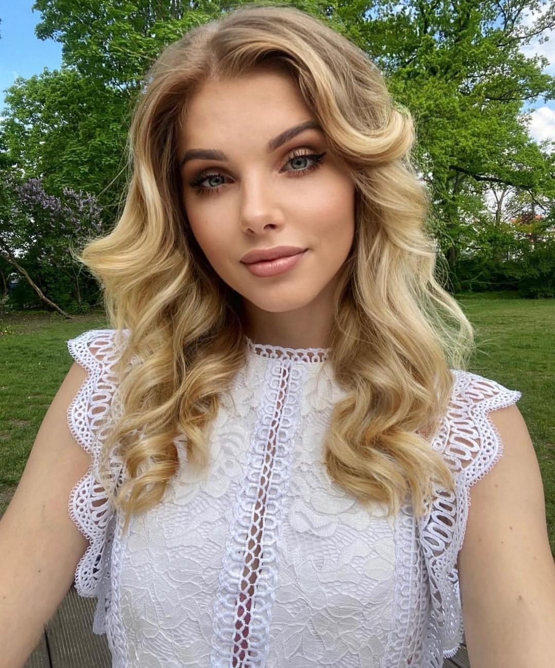 KEVI escort in Paris
