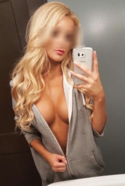 Alena escort in Munich