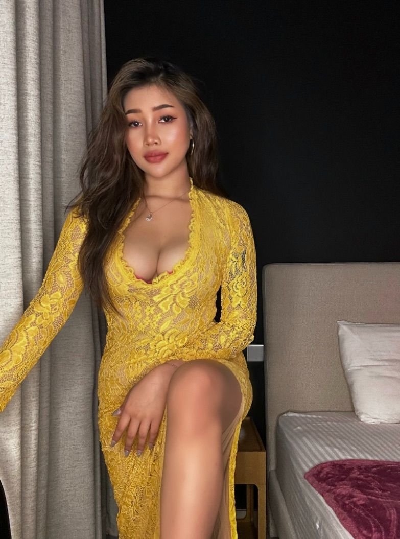 Maya Sexy Indonesian escort in Dubai