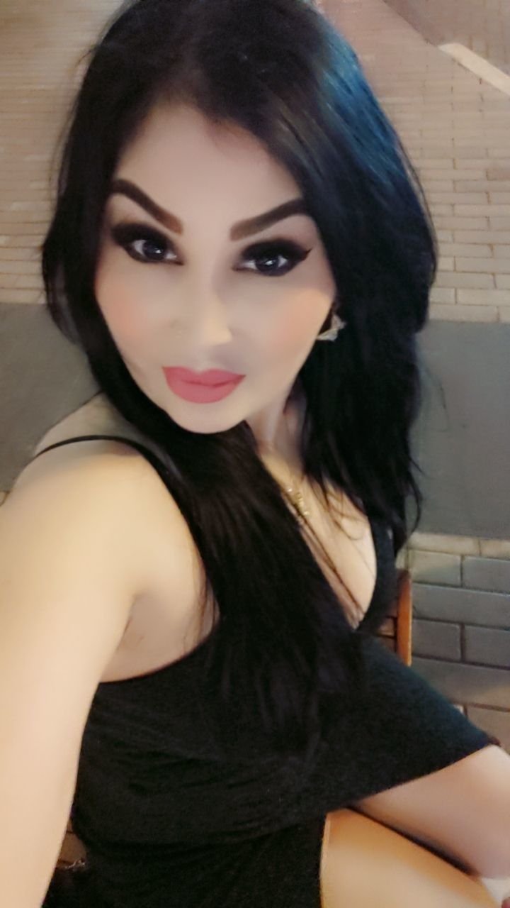 Shinin Russian escort in Bangkok