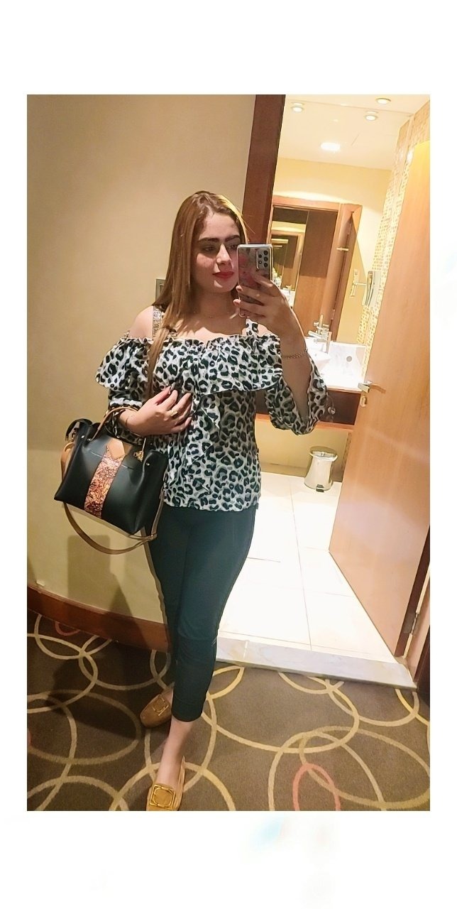 Nandini Indian College Girl escort in Dubai