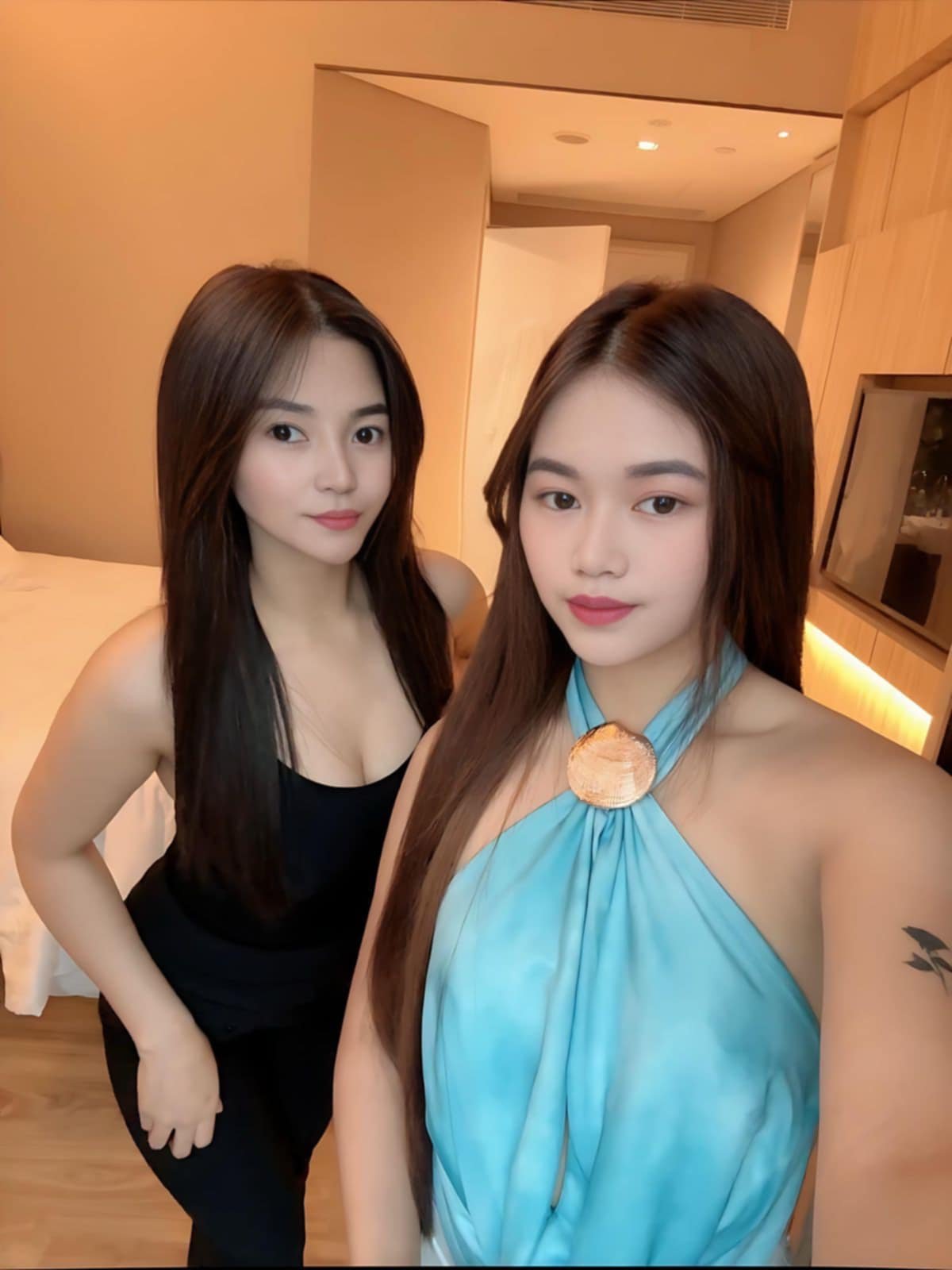 Bella and Bianca escort in Singapore