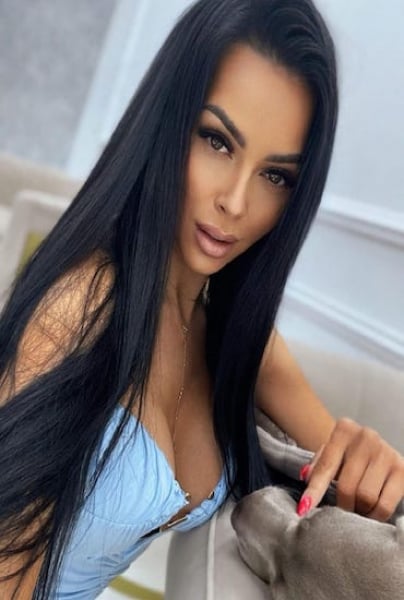 Vasilisa escort in Paris