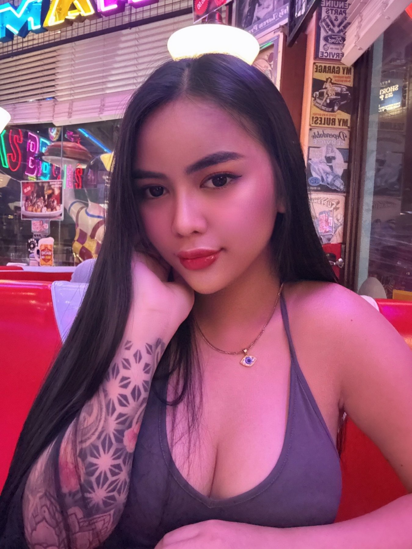 Lucy escort in Manila