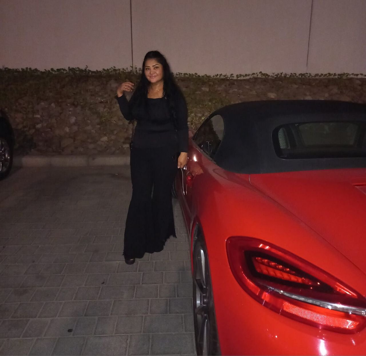 Sara MILF escort in Dubai