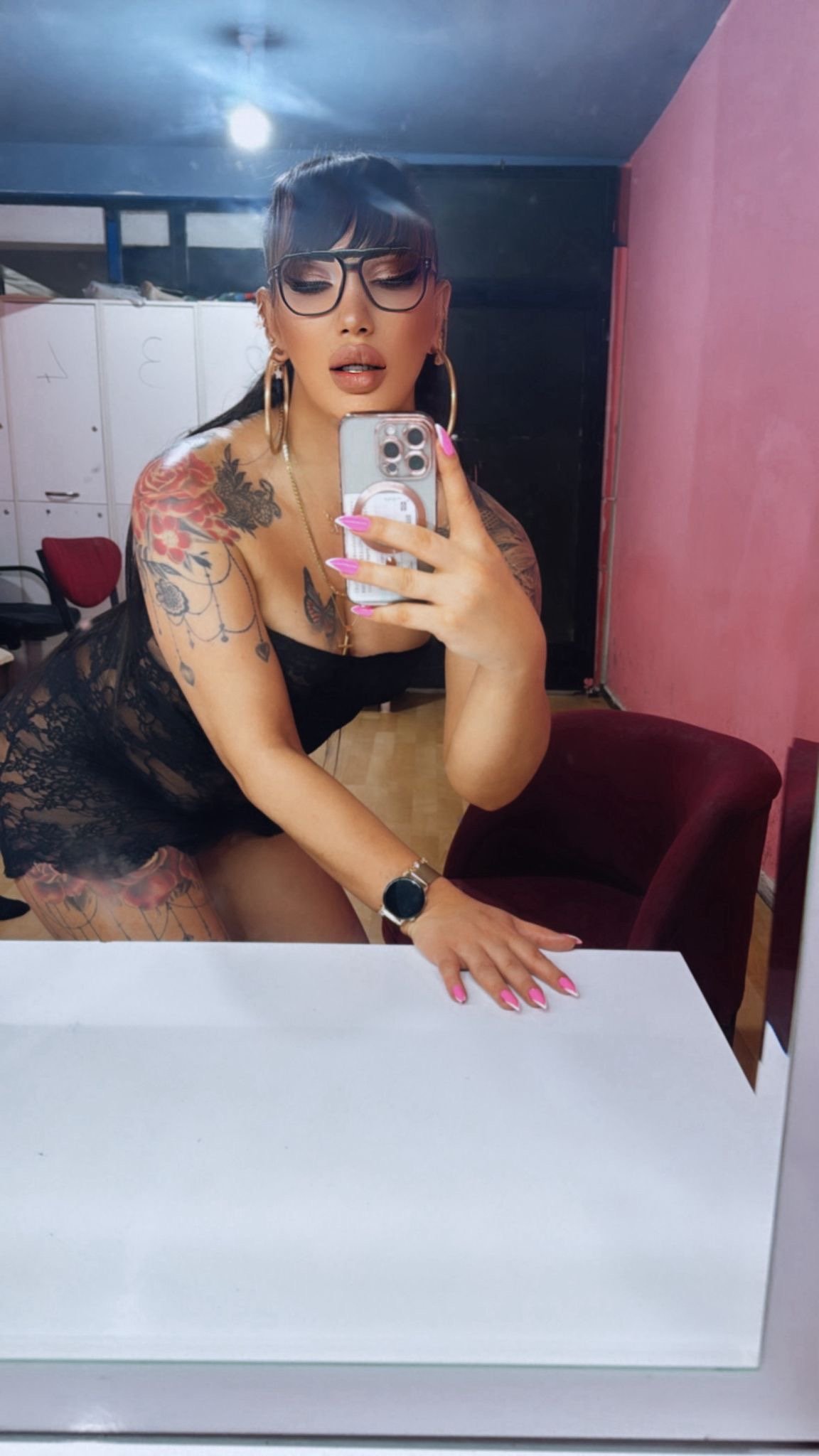 Lolamassagee escort in Istanbul