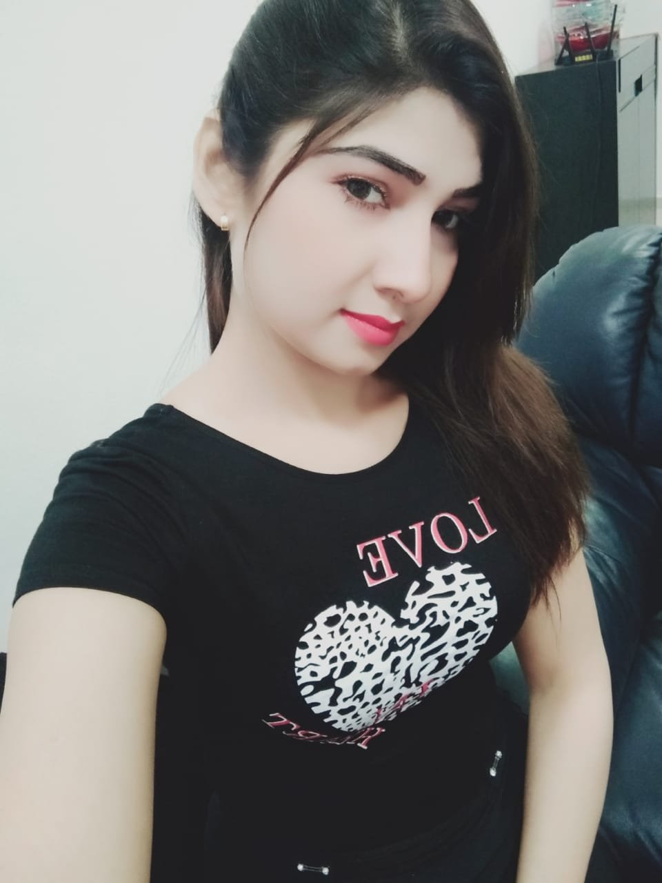 Iram Chaudhary escort in Dubai